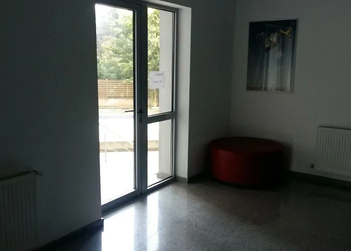 Sara Seaview אולימפ